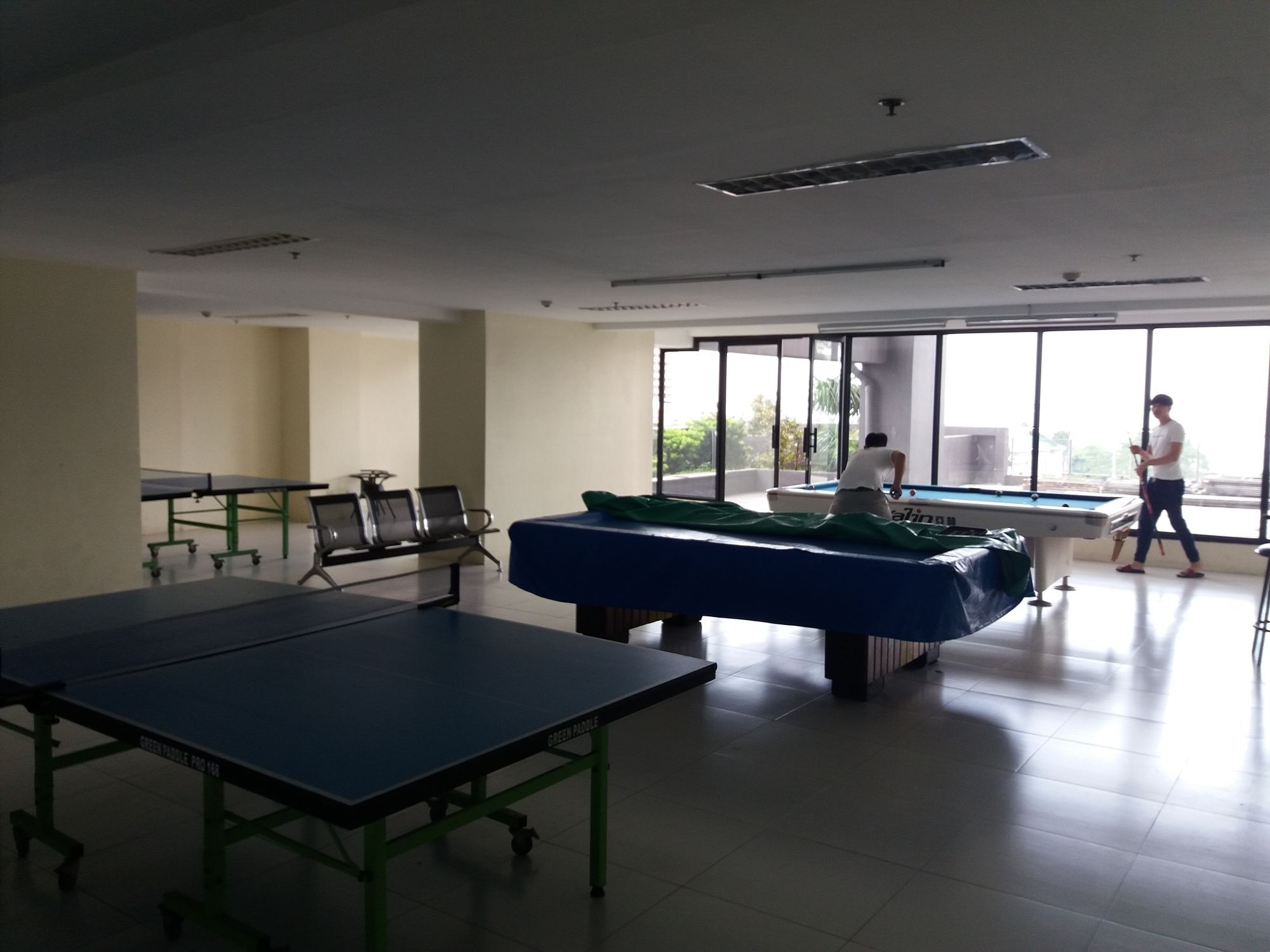 Malate Bayview Mansion City View Manila Bagian luar foto